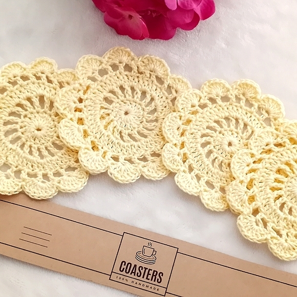 Crochet doily coaster set 4pc, handmade by seller cottage aesthetic, retro - Picture 3 of 15